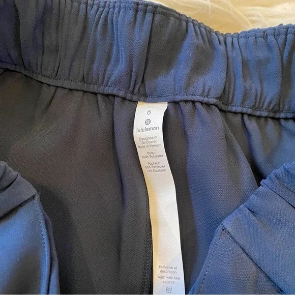 Lululemon Noir Crop True Navy Pants 6 - Picture 10 of 11